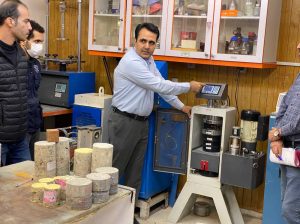 دوره آموزشی تکنسین آزمایش های مقاومت فشاری بتن - Image 4