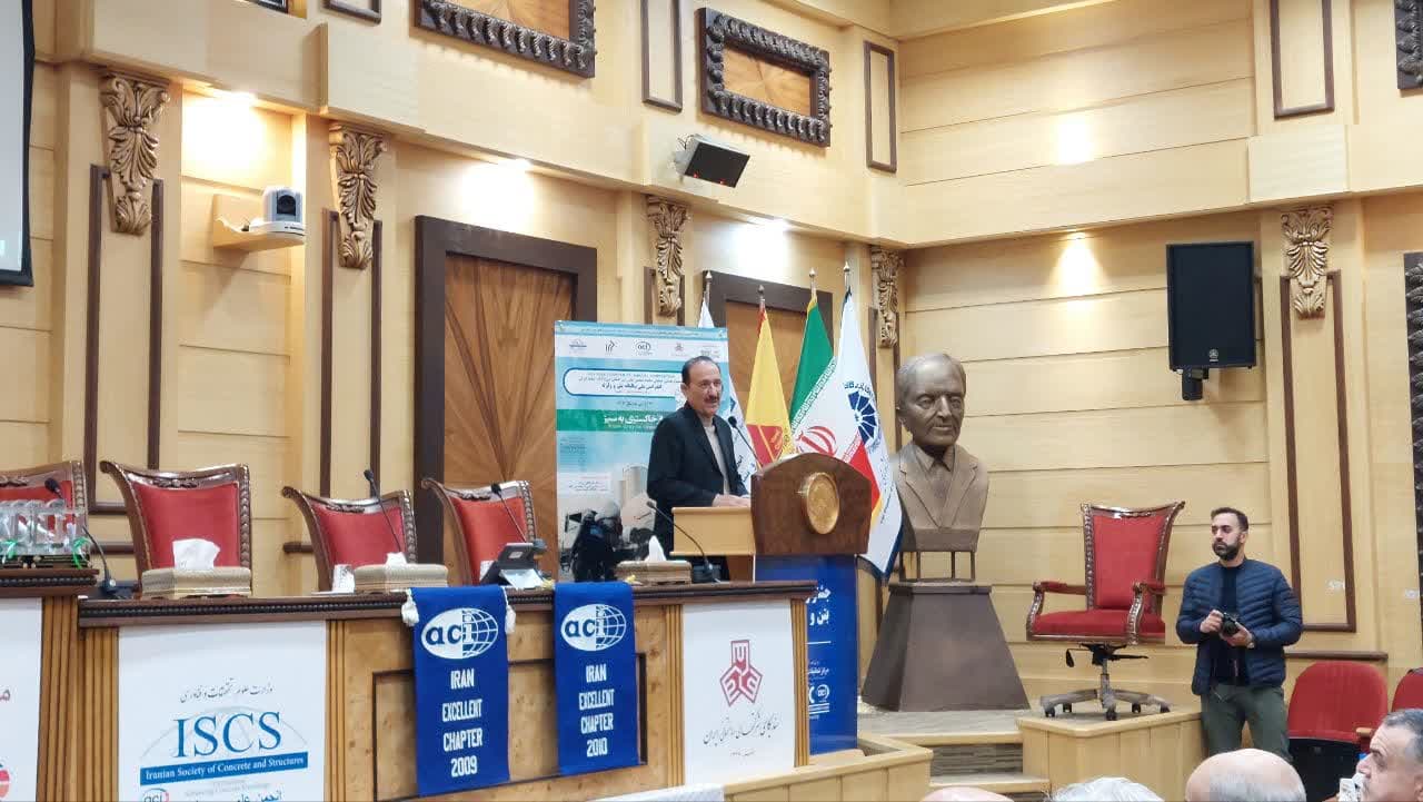 کاهش آلودگی های هوا نیازمند انجام تحقیقات و پژوهش