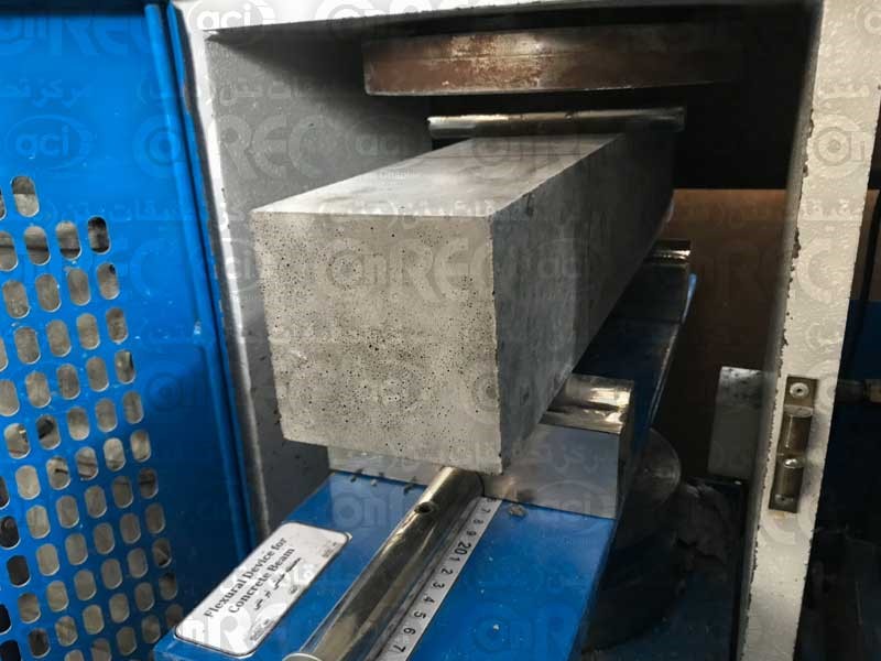 آزمایش مقاومت خمشی بتن